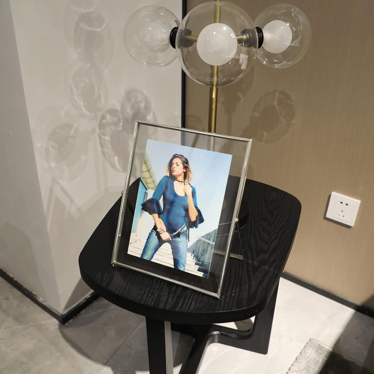 Silver Floating Frame (8"x10", Vertical), For Picture 7x9, 6x8, 5x7, Tabletop Shelf Photo Frame