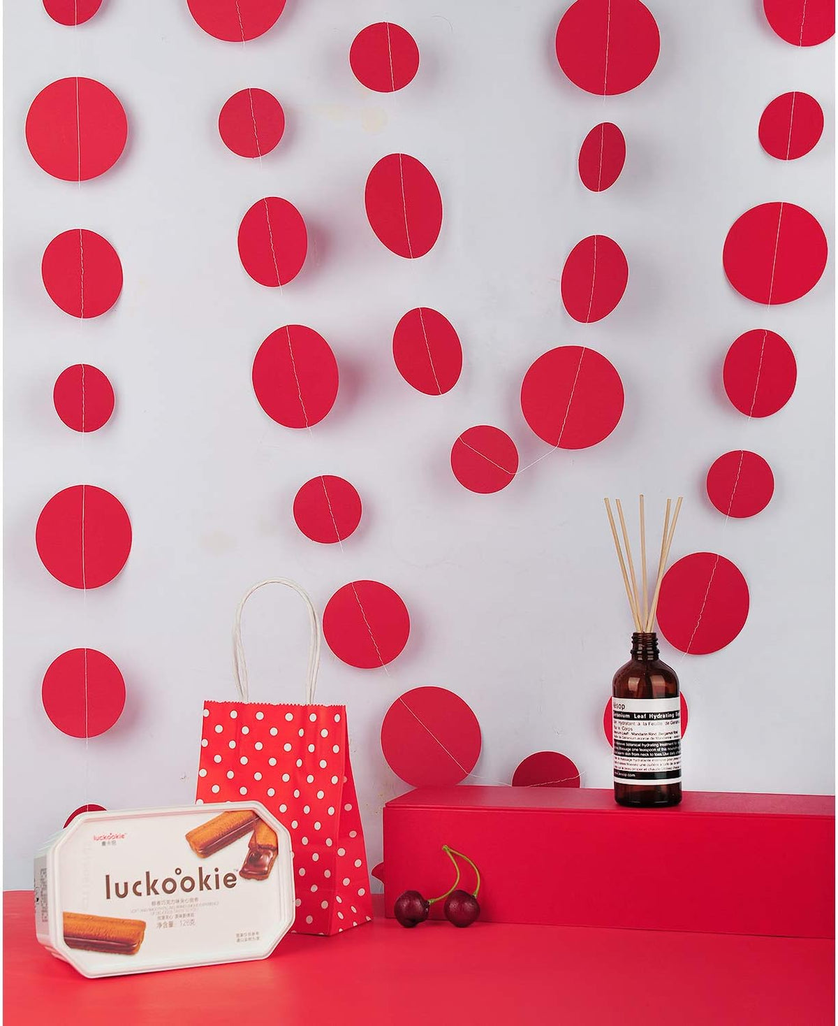 Red Paper Garland Circle Dot Party Banner Wall Streamers Backdrop Ceiling Hanging Decorations, 20