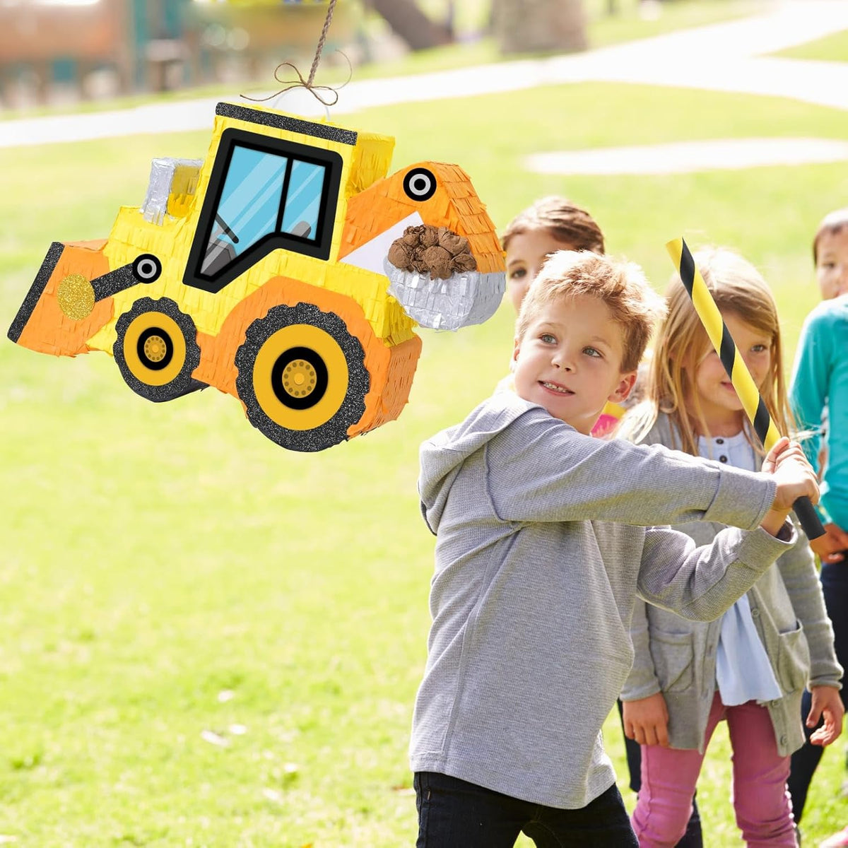 WERNNSAI Construction Pinata - Construction Party Supplies Dump Truck Pinata with Blindfold and Bat