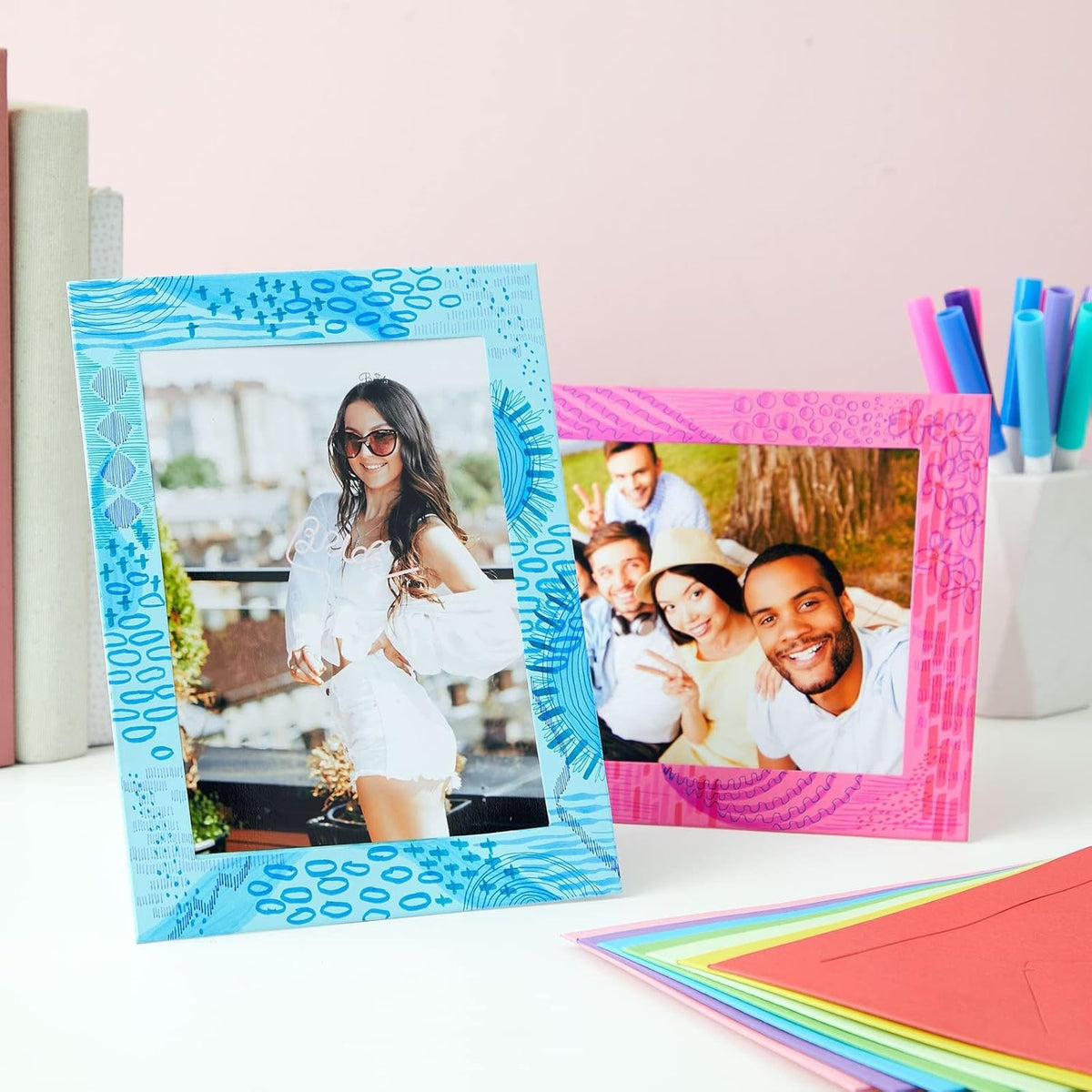 Juvale Picture Frame Craft Kit - 5x7 in, 30-Piece Multi-Color Set - Paper & Cardboard DIY Picture