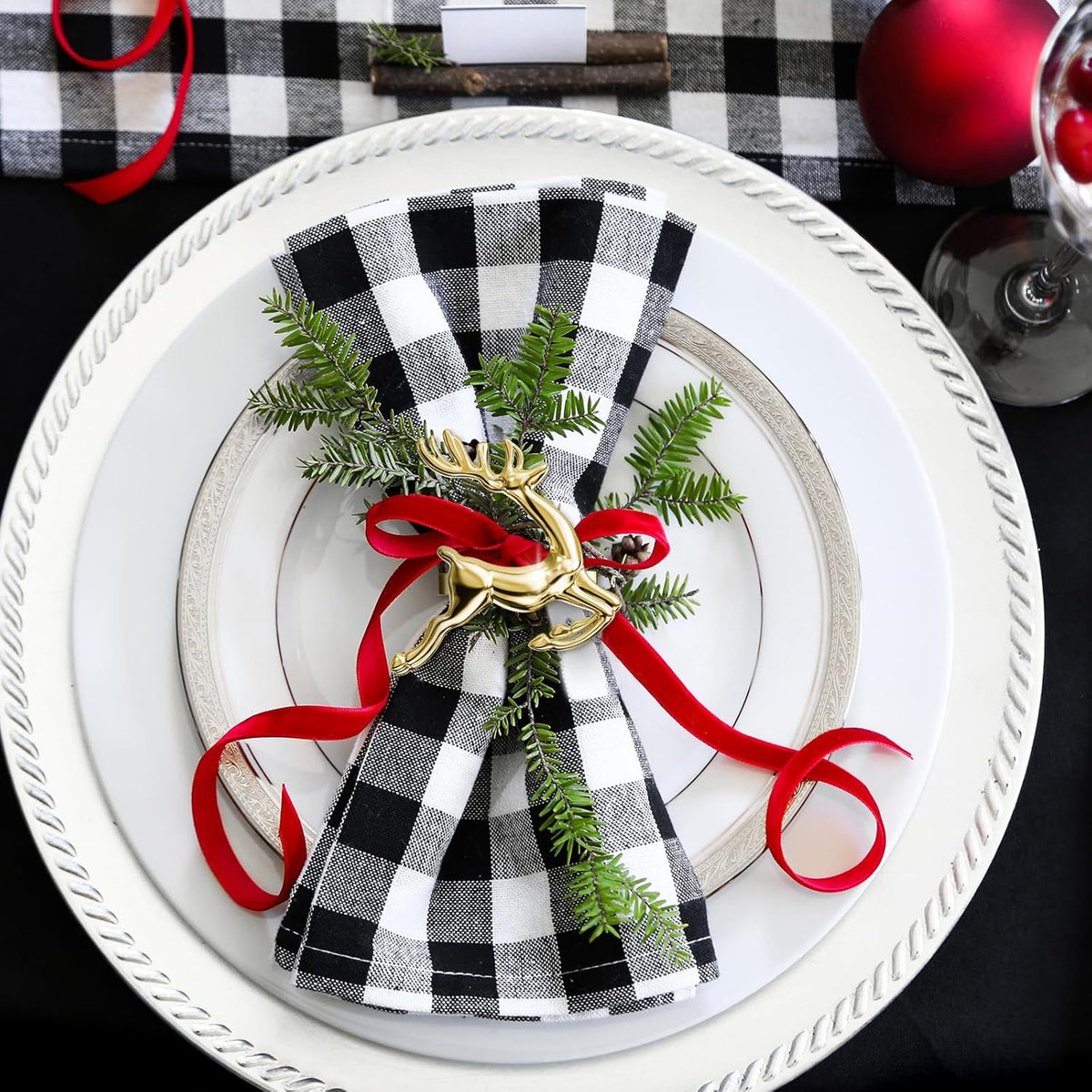 ZeeDix Gold Reindeer Christmas Napkin Rings Set of 24, Napkin Holder Ring for Christmas Dinner