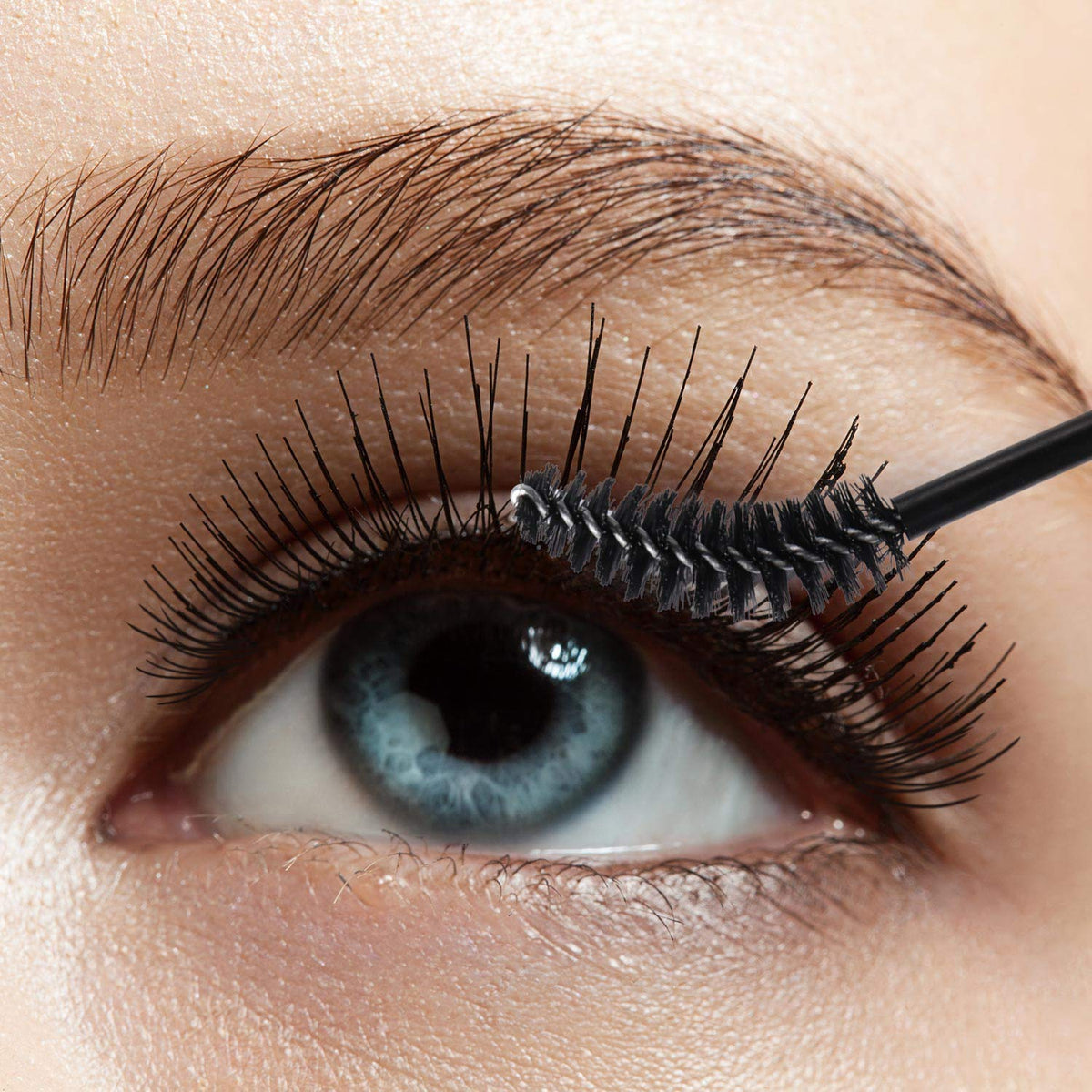 Tbestmax 200 Disposable Mascara Wand Eyebrow Brushes Spoolies Applicator for Eyelash Extension