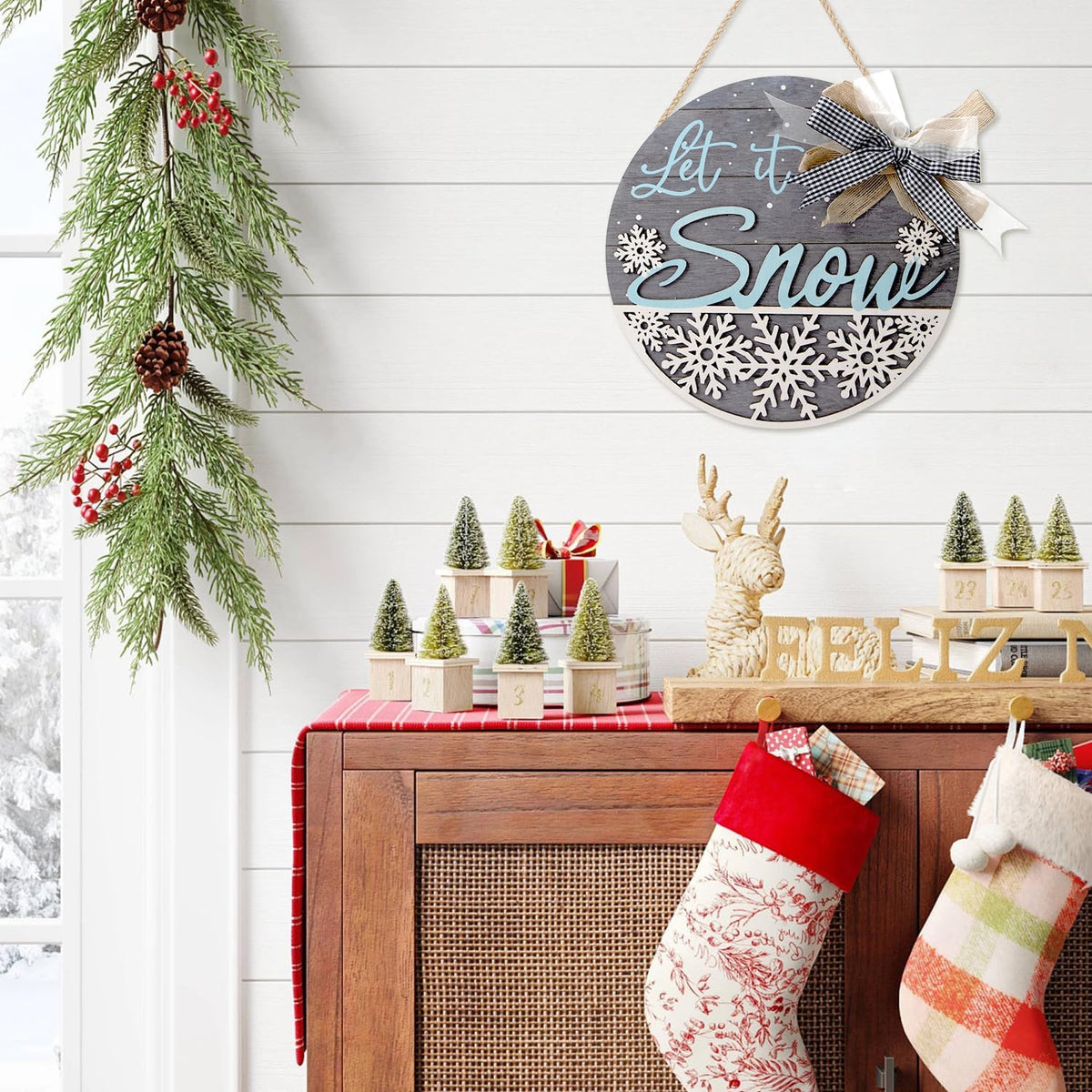 CHDITB Let It Snow Winter Decoration Sign(11.4”x11.4”), 3D Snowflake Xmas Winter Front Door Sign