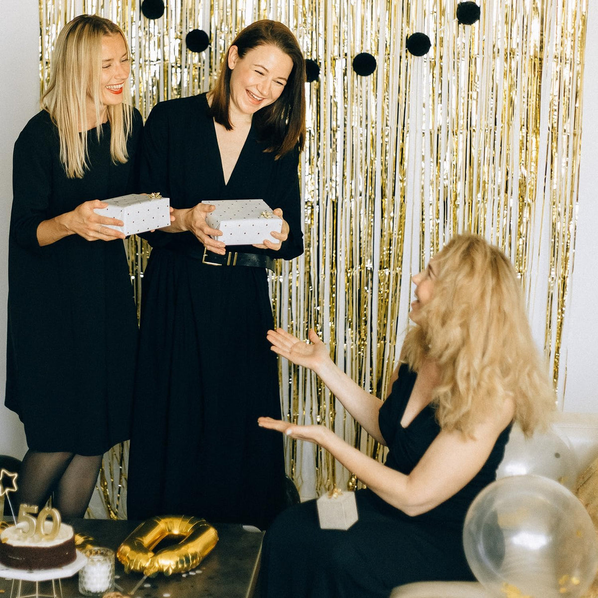 QRabbit 4 Pack Foil Fringe Curtains, Gold Metallic Tinsel Party Streamers Curtains, Backdrop