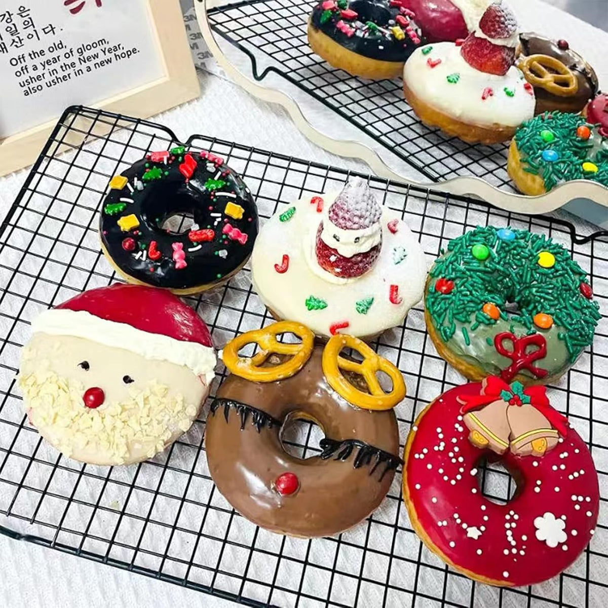 Sentovac Christmas Nonpareils Sprinkles Edible 2mm Mini Peals Red Green White Sprinkle for Cake