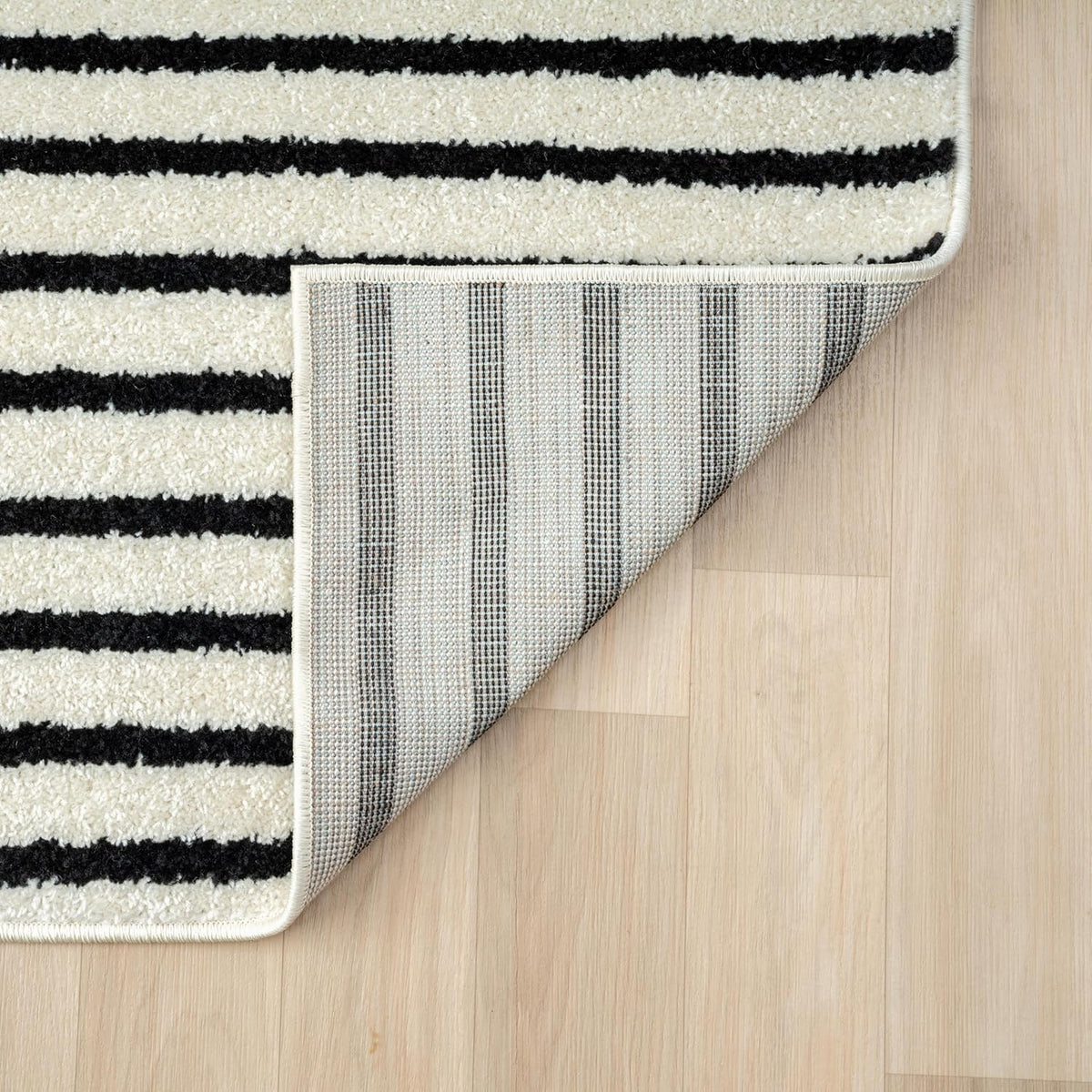 Abani Nuevo Collection Area Rug - Mid-Century Black and White Arch Knot Design - 2'6" x 6' - for