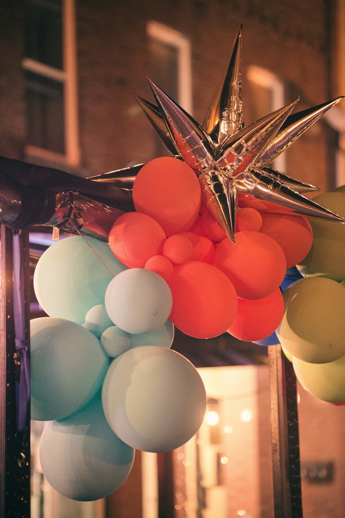 Latex vs Foil Balloons: Which Is Better?