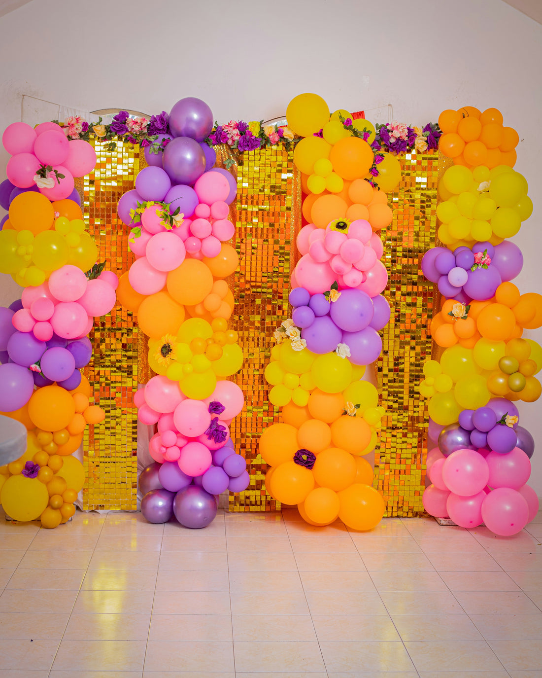 Metallic Balloon Trends Taking Over Party Decor