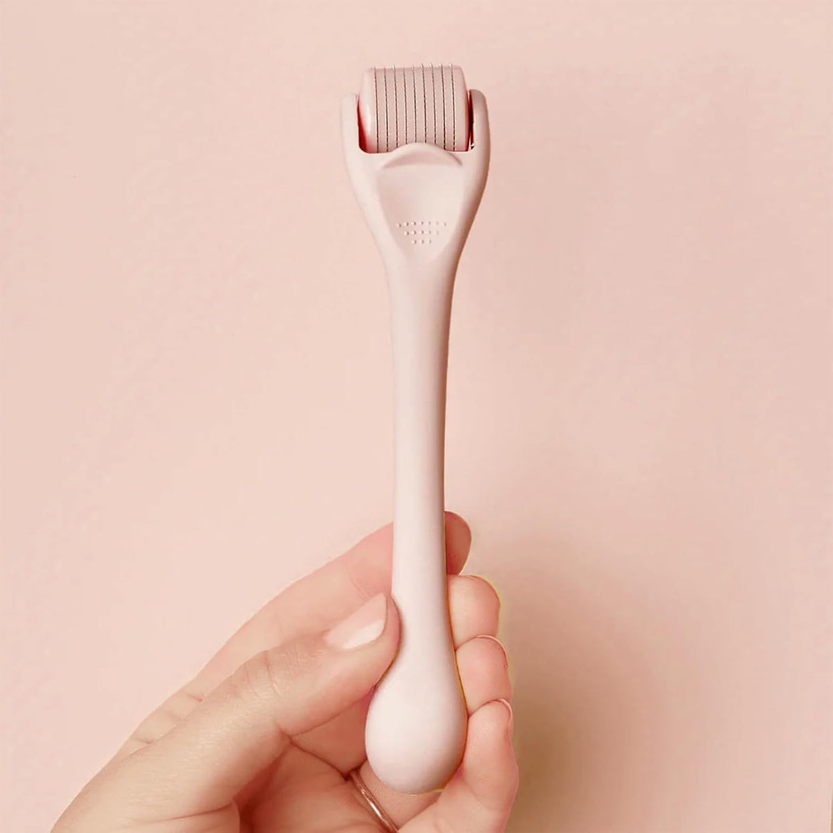ROSELYNBOUTIQUE Derma Roller for Hair Beard Facial Skin Face 0.3mm 540 Microneedles Cosmetic Beauty
