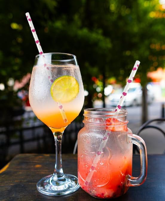 Paper Straws, Disposable Drinking Straws Biodegradable 7.75 inch,for Wedding Birthday Decorative