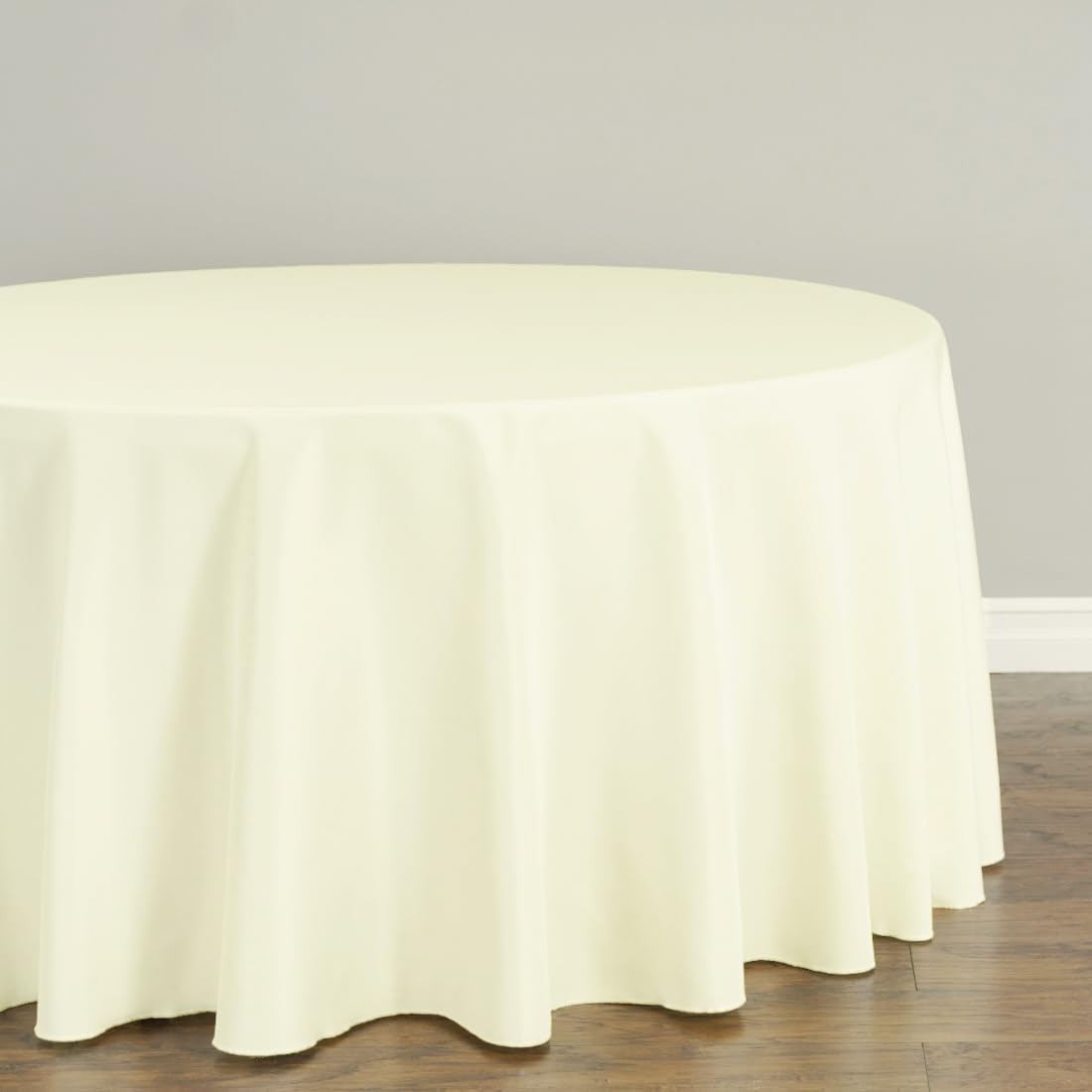 LTC LINENS 5 Pack 108 Inch Round Tablecloths Ivory - Great for 48 Inch Round Table Floor Length