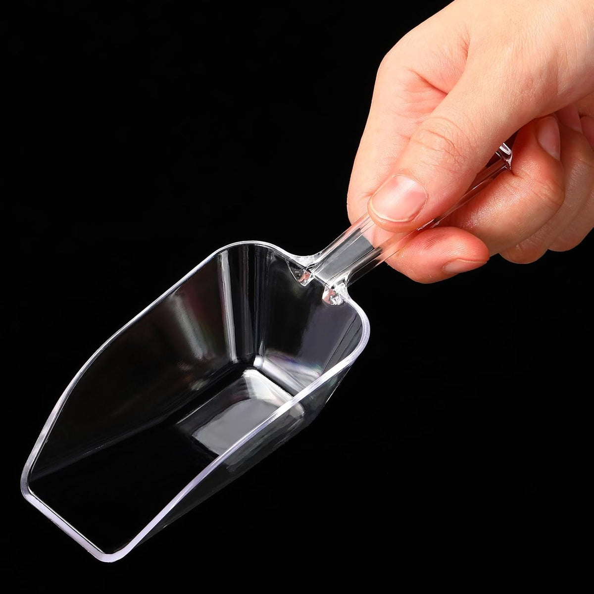 Hestya 16 Pcs Christmas Multi Purpose Clear Plastic Scoops for Candy Buffet Acrylic Kitchen Ice