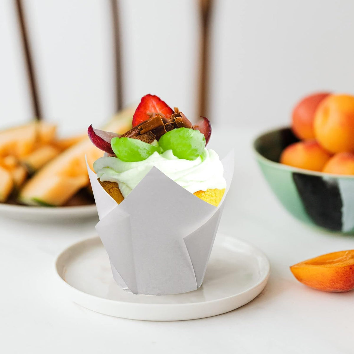 200pcs Tulip Cupcake Liners, Standard Greaseproof Paper Baking Cups Muffin Liners Holders Perfect