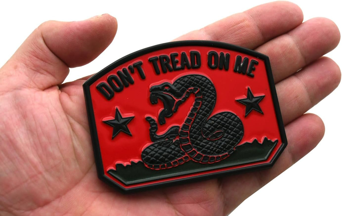 1x Gadsden Flag Rattlesnake Car Emblem 3D Decal Sticker with Don't Tread ON ME Slogan Fit for Car