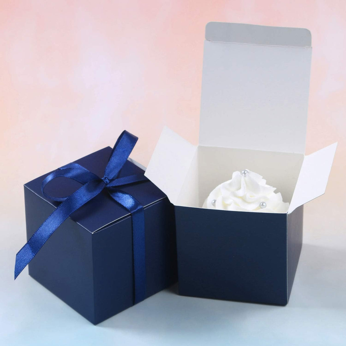 COTOPHER 100pcs Wedding Favor Boxes, Paper Gift Boxes 3x3x3 Inches Small Gift Boxes with Ribbons