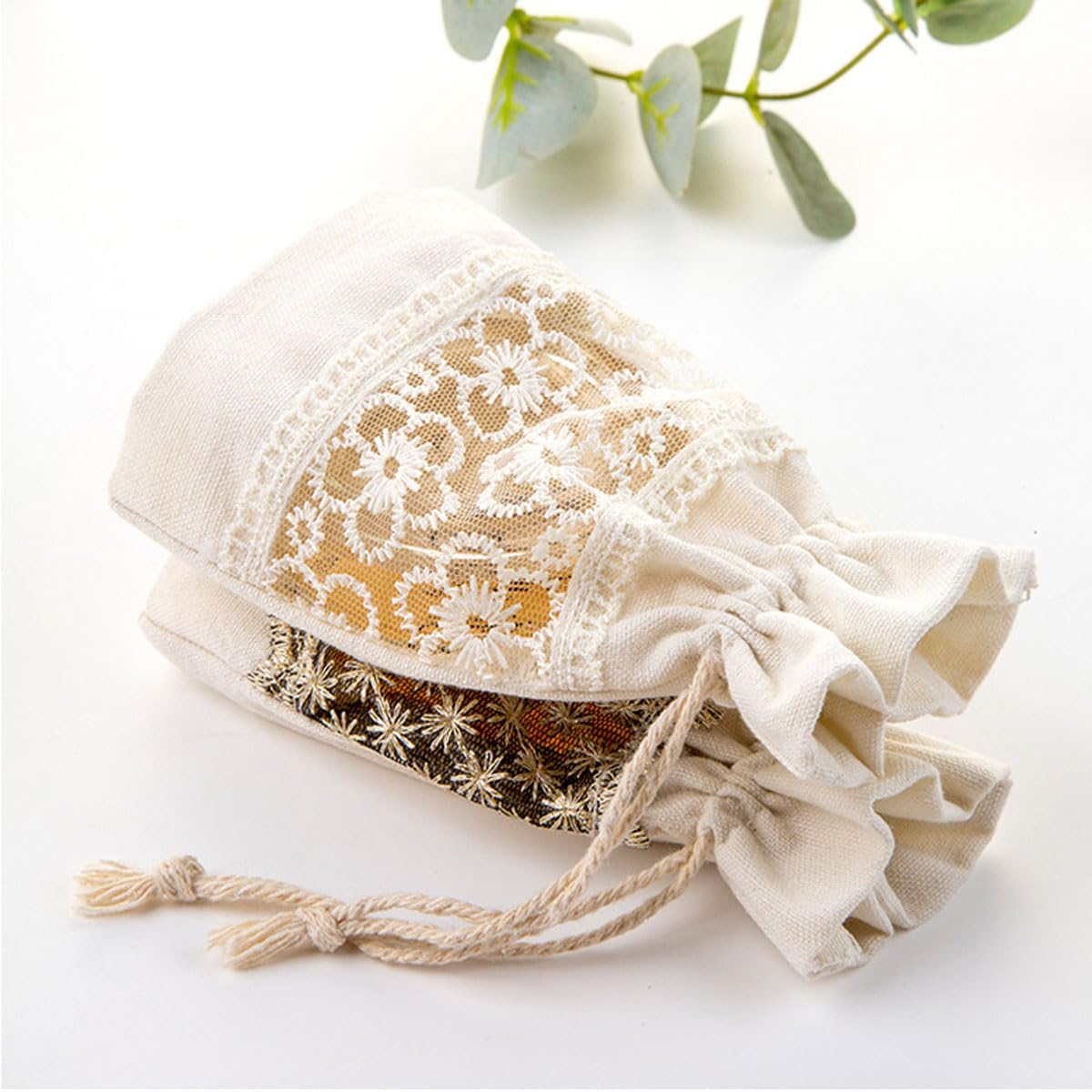 Snadulor 16 Pcs Organza Burlap Gift Bags Lace Burlap Organza Favor jewelry Pouch Bags for Christmas