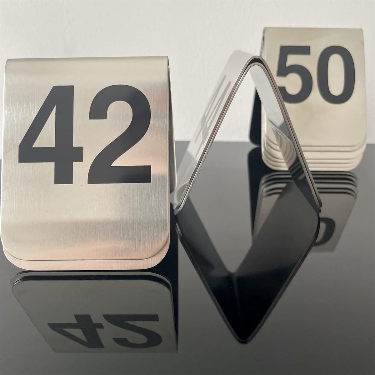 10 Pcs Metal Place Cards Stackable Tent Style Table Numbers，Place Card Holders for Celebration