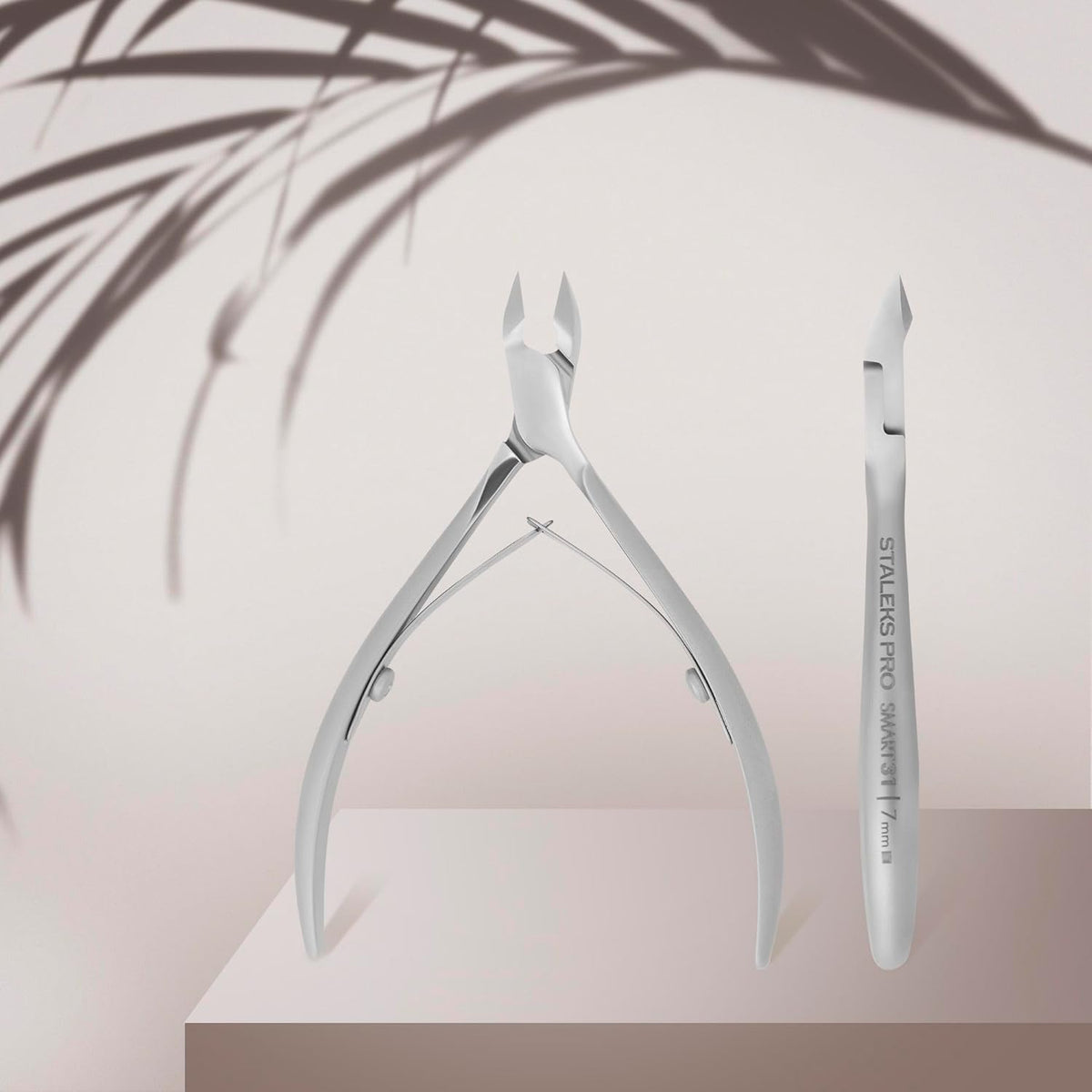 Staleks Pro SMART 31 Cuticle Nippers – 7mm Blade Cuticle Trimmer – Sharp & Durable Stainless Steel