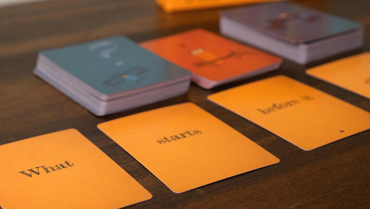 Runaway Parade Games Smug Owls Card Game - an Award-Winning Hilarious & Creative Riddle-Solving