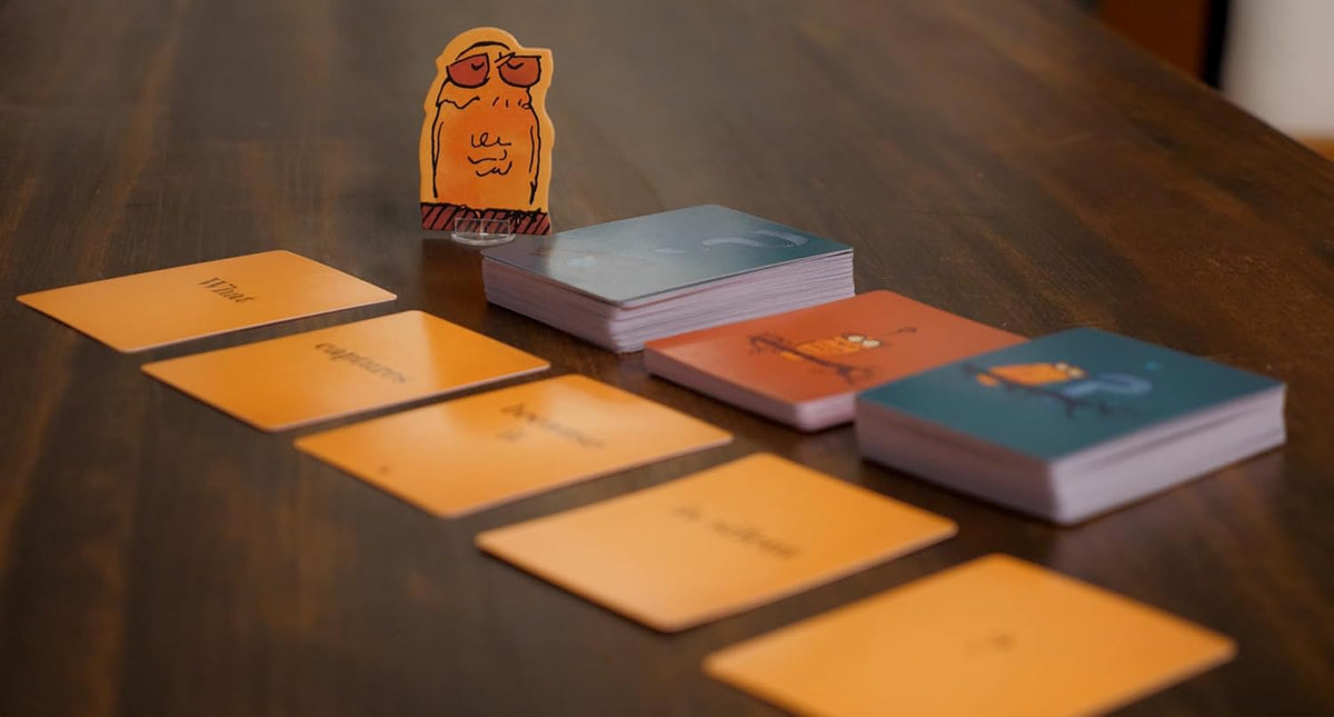 Runaway Parade Games Smug Owls Card Game - an Award-Winning Hilarious & Creative Riddle-Solving