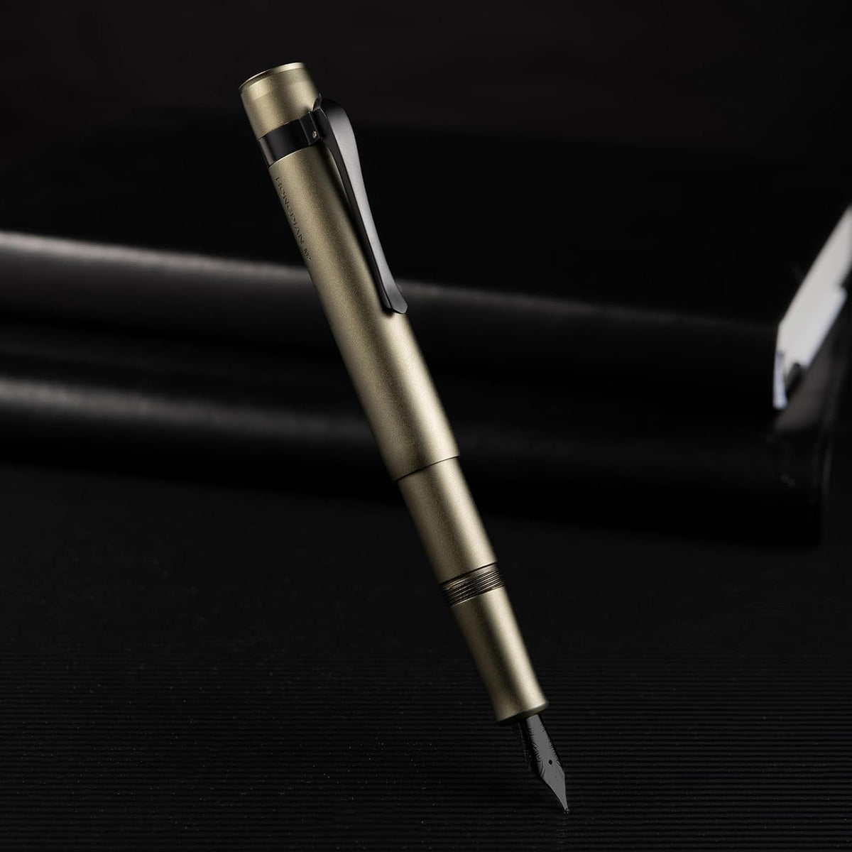 Hongdian M2 Black Forest Mini Fountain Pen, Long Blade Nib & Sleek Shape Aluminium Short Pocket