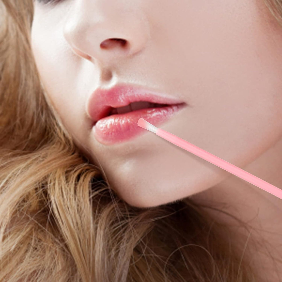 G2PLUS Lip Brushes, 50Pcs Disposable Lip Gloss Wands, Portable and No-Clean Lipstick Applicator