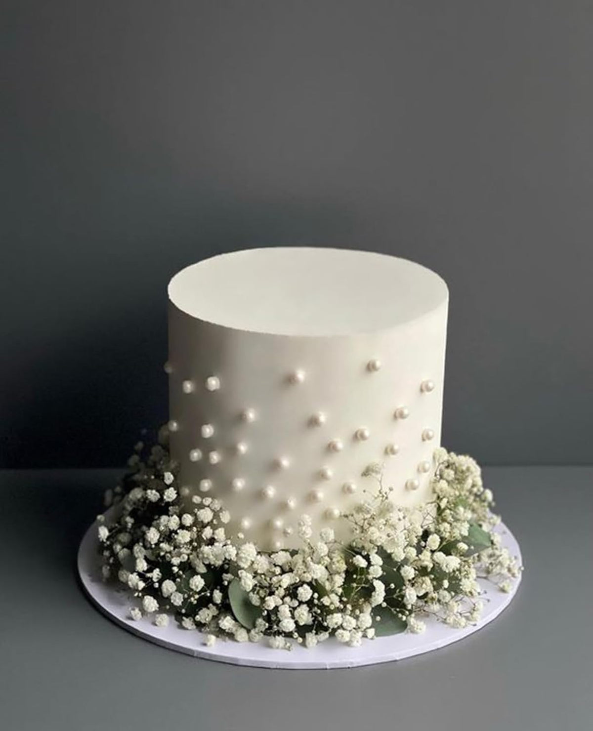 Edible White Pearl Sugar Sprinkles 4.23 oz, 10mm Candy Pearls Ideal for Baking, Cake and Cupcake