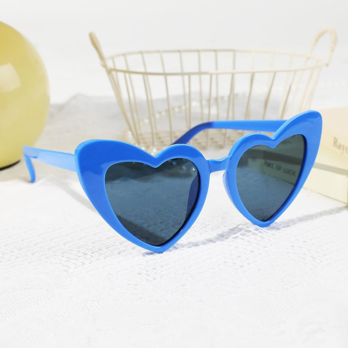 YOGFIT Heart Sunglasses for Women Fashion Classic Love Eye Protection Sunglasses Vintage Cute Heart