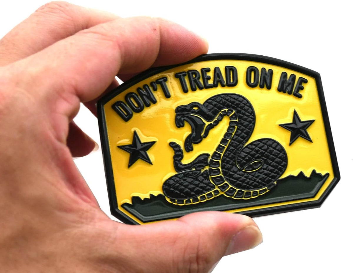 1x Gadsden Flag Rattlesnake Car Emblem 3D Decal Sticker with Don't Tread ON ME Slogan Fit for Car