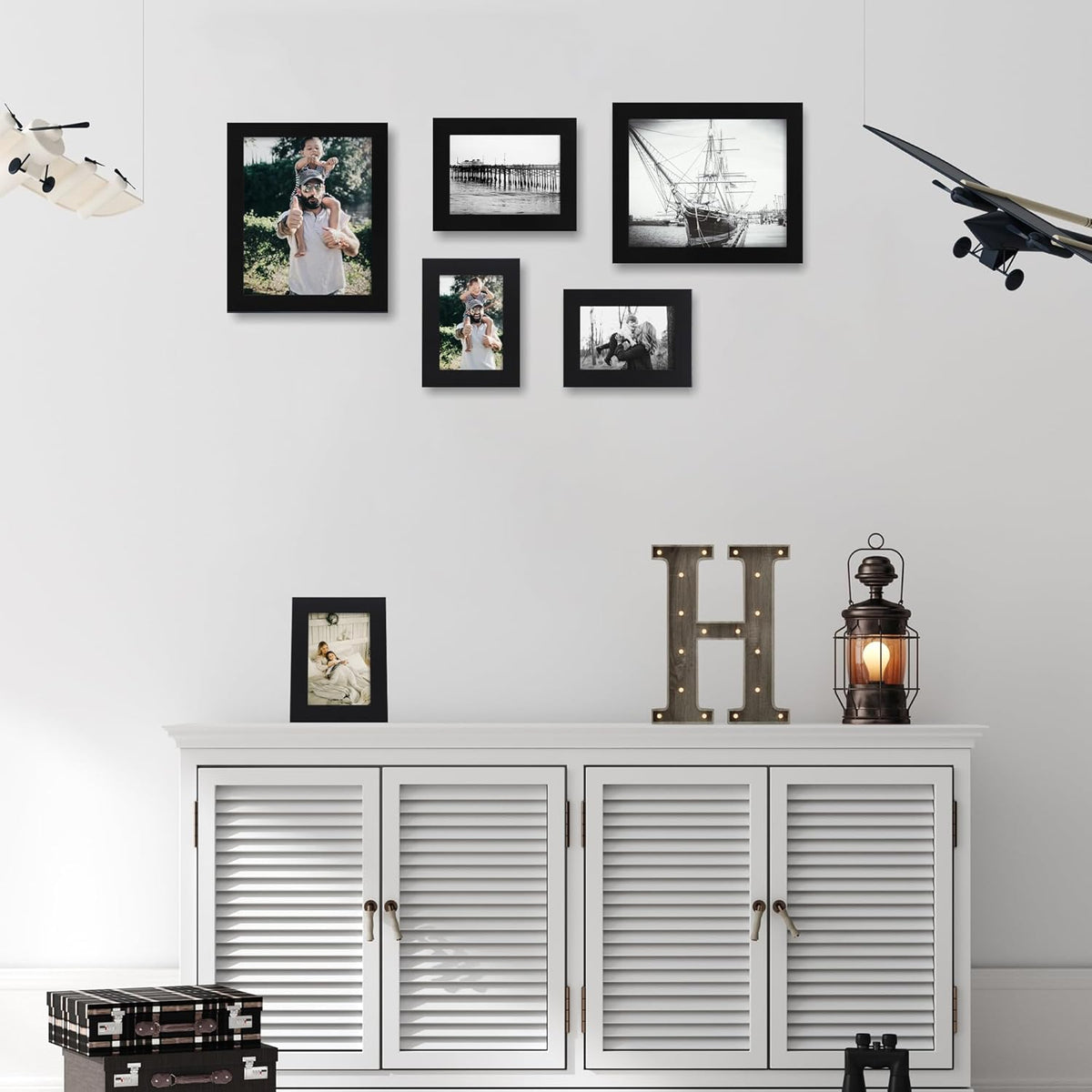 5x7 Picture Frame Set of 4, High Definition Glass Black Picture Frame, 5 x 7 Wood Rustic Photo