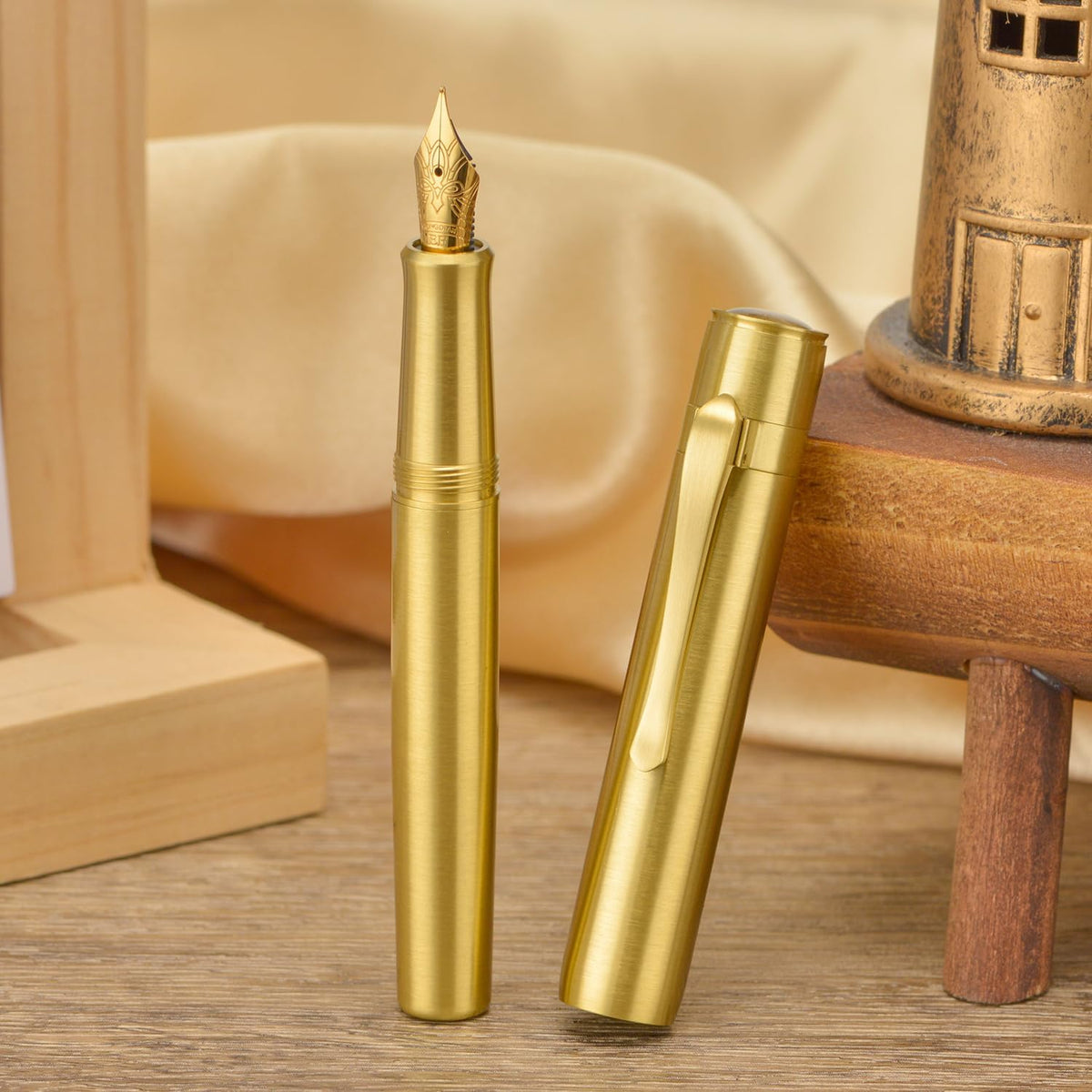 Hongdian M2 Black Forest Mini Fountain Pen, Medium Soft Golden Nib & Sleek Shape Brass Short Pocket