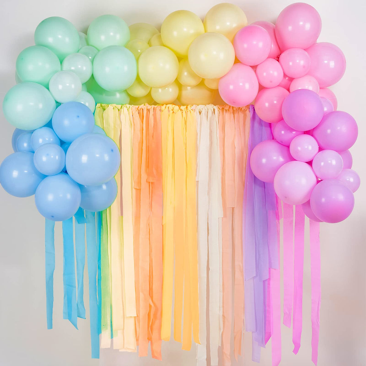 PartyWoo Pastel Crepe Paper Streamers 6 Rolls 492 FT Streamers