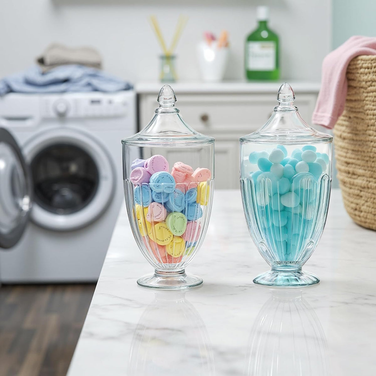 ZEERSHEE 2 Pack 26oz Glass Candy Jars with Lids Clear Decorative Storage Jar for Candy Cookies
