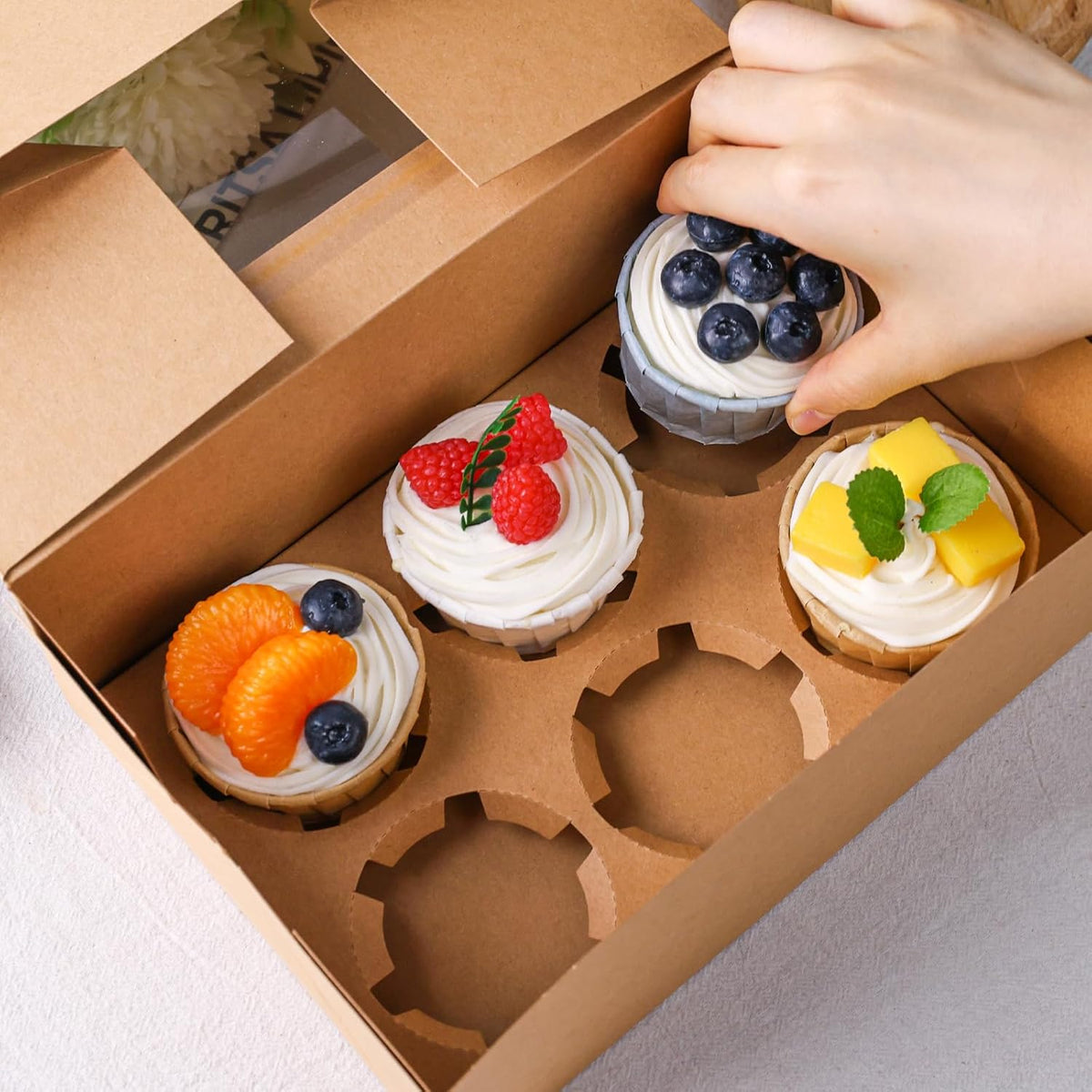 HANSGO 6 PCS Cupcake Boxes, 9.5x6.3x3.5 Inch Cupcake Containers Brown Pastry Boxes with Inserts 6