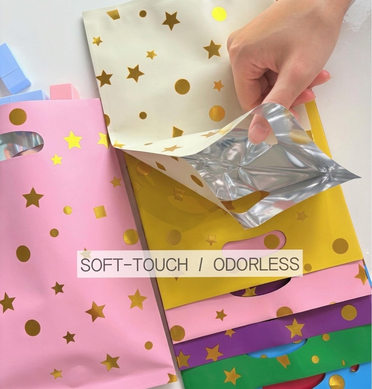 TimEmbrace 32Pk Small Party Favor Goodie Bags, 8-Color Kids Birthday Gift