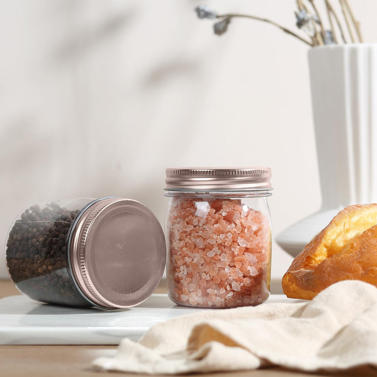 novelinks 8 oz Clear Plastic Jars with Screw-On Lids - BPA-Free Refillable Storage Containers for