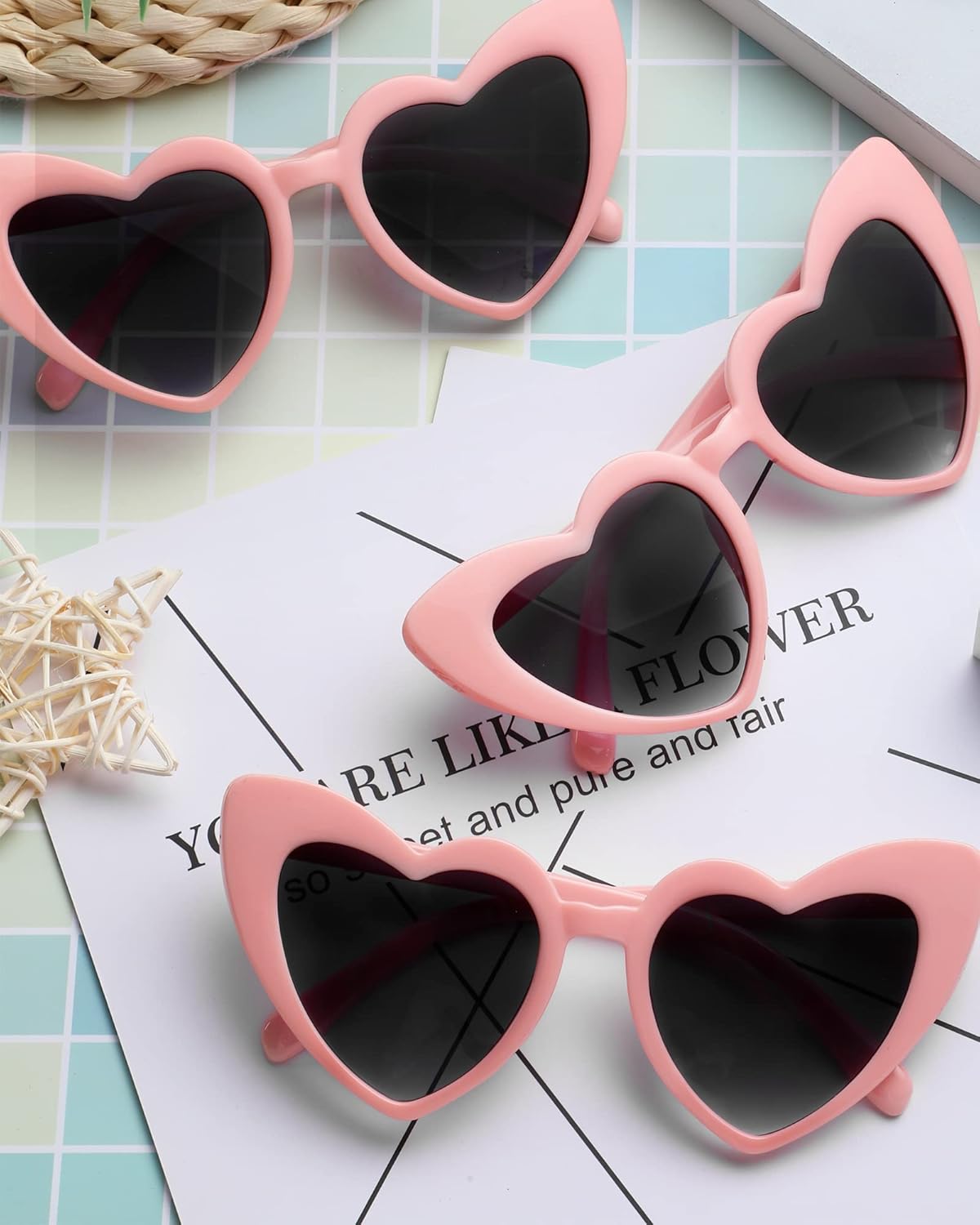 Flutesan 20 Pairs Retro Heart Sunglasses Vintage Cat Eye Heart Glasses Women Bachelorette Bride