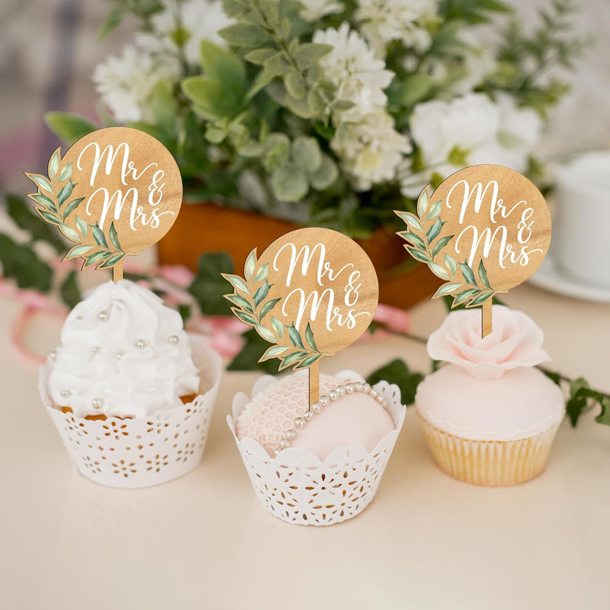 Mr & Mrs Cake Topper & Wedding Cupcake Toppers & Just Married Banner & Mr Mrs Table Sign Green