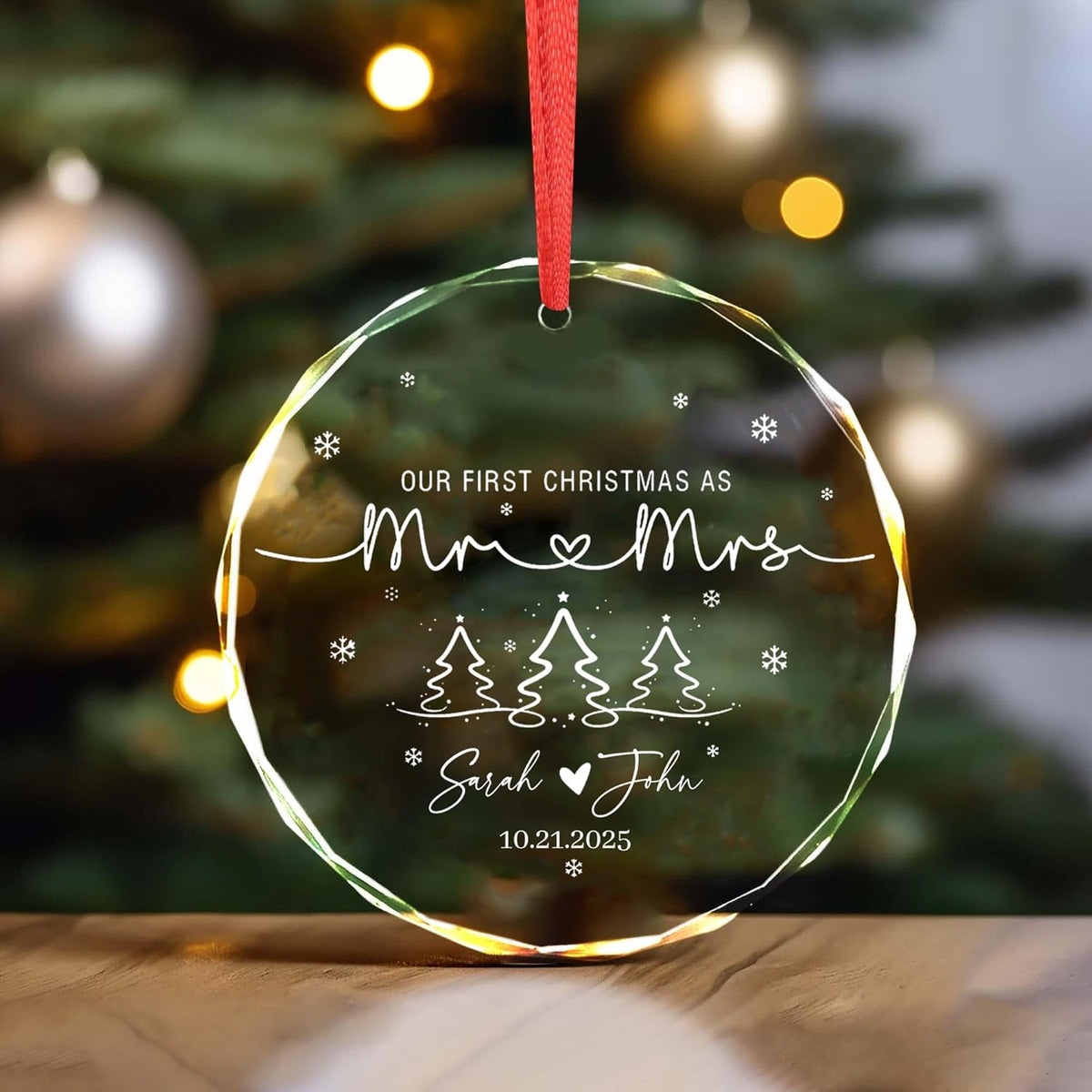 Personalized Glass Ornament 2025 for Married Couples with Name, Custom Wedding Keepsake Gift for