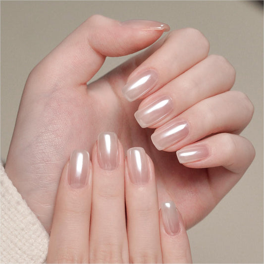 GAOY White Pearl Chrome Nail Powder, Mirror Effect Shimmer Glitter Pigment Mermaid Aurora Nail Art
