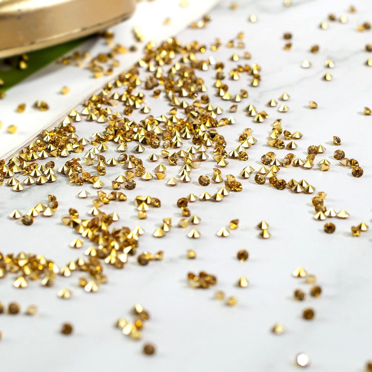FUTUREPLUSX 28000PCS Fake Diamonds, 3mm Gold Acrylic Crystals Diamond Decorations for Vase Fillers