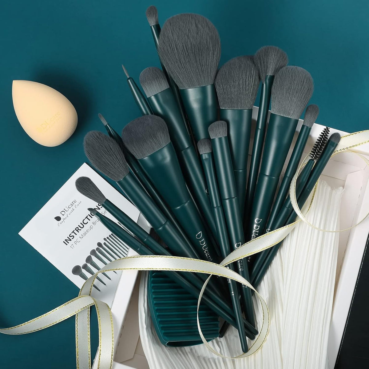 DUcare Makeup Brushes Set 17 Pcs with Brush Cleaning Mat and Makeup Sponge Professional Face Powder