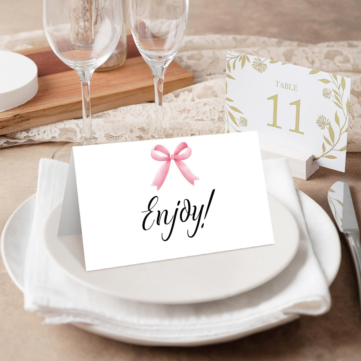 25 Pink Bow Place Cards for Table Seating, Watercolor Wedding Name Place Card, Tent Cards for