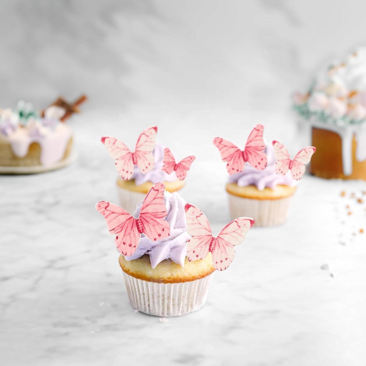 Ephlyn 40Pcs Edible Butterfly Cupcake Toppers 3D Butterfly Cake Picks Mixed Color Cake Decorations
