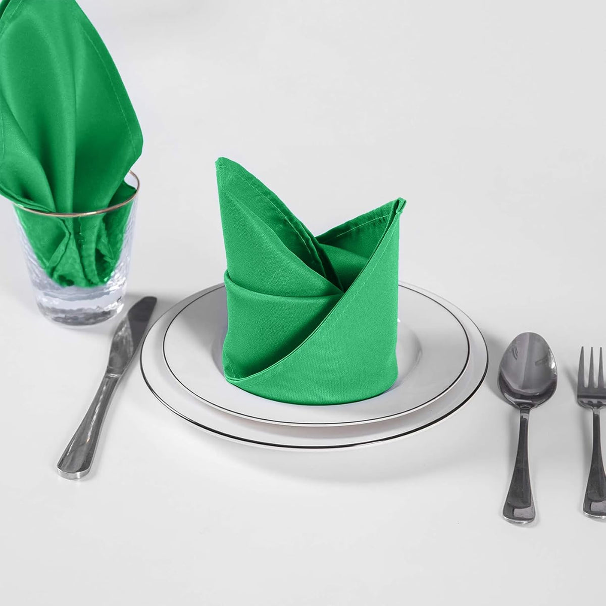 Cupuamon Cloth Napkins 20x20 inch Washable Polyester Dinner Napkins Soft Table Napkins for Wedding