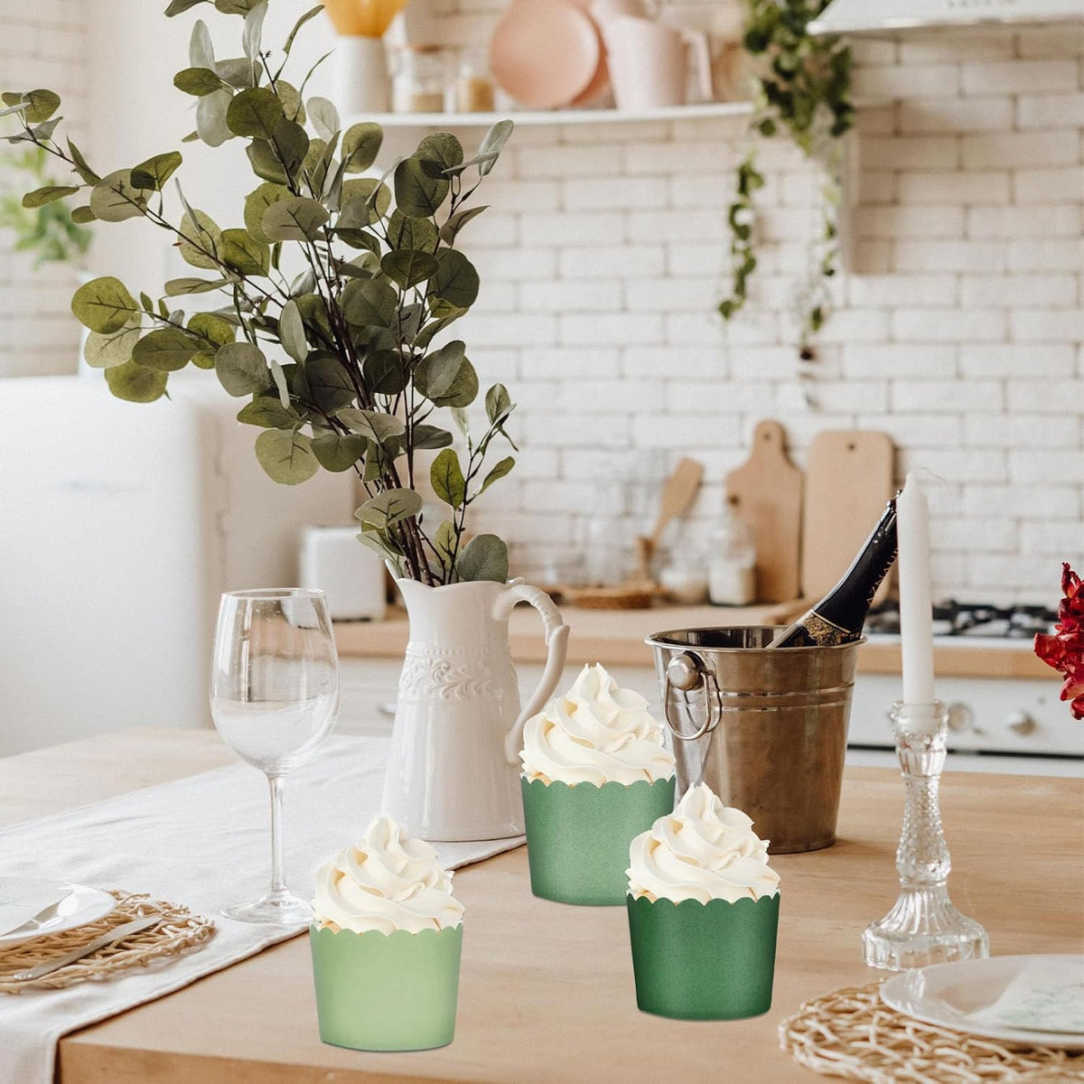 Whaline 120Pcs Sage Green Paper Baking Cups Scalloped Edge Cupcake Wrappers Gradient Green Cupcake