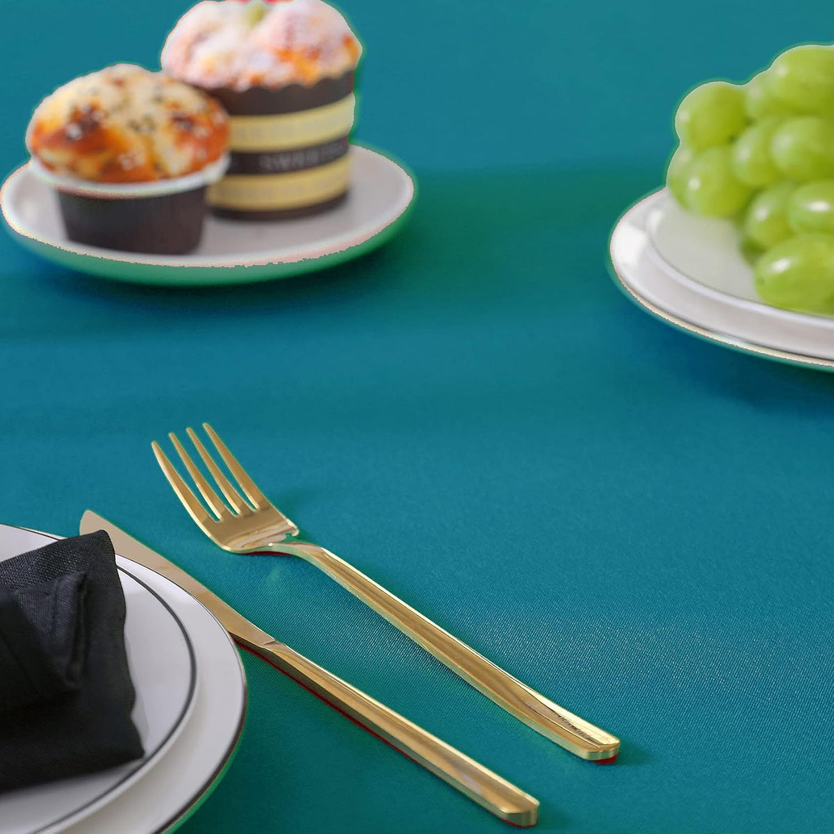 60 inch Round Tablecloth Washable Polyester Table Cloth Decorative Table Cover for Wedding Party