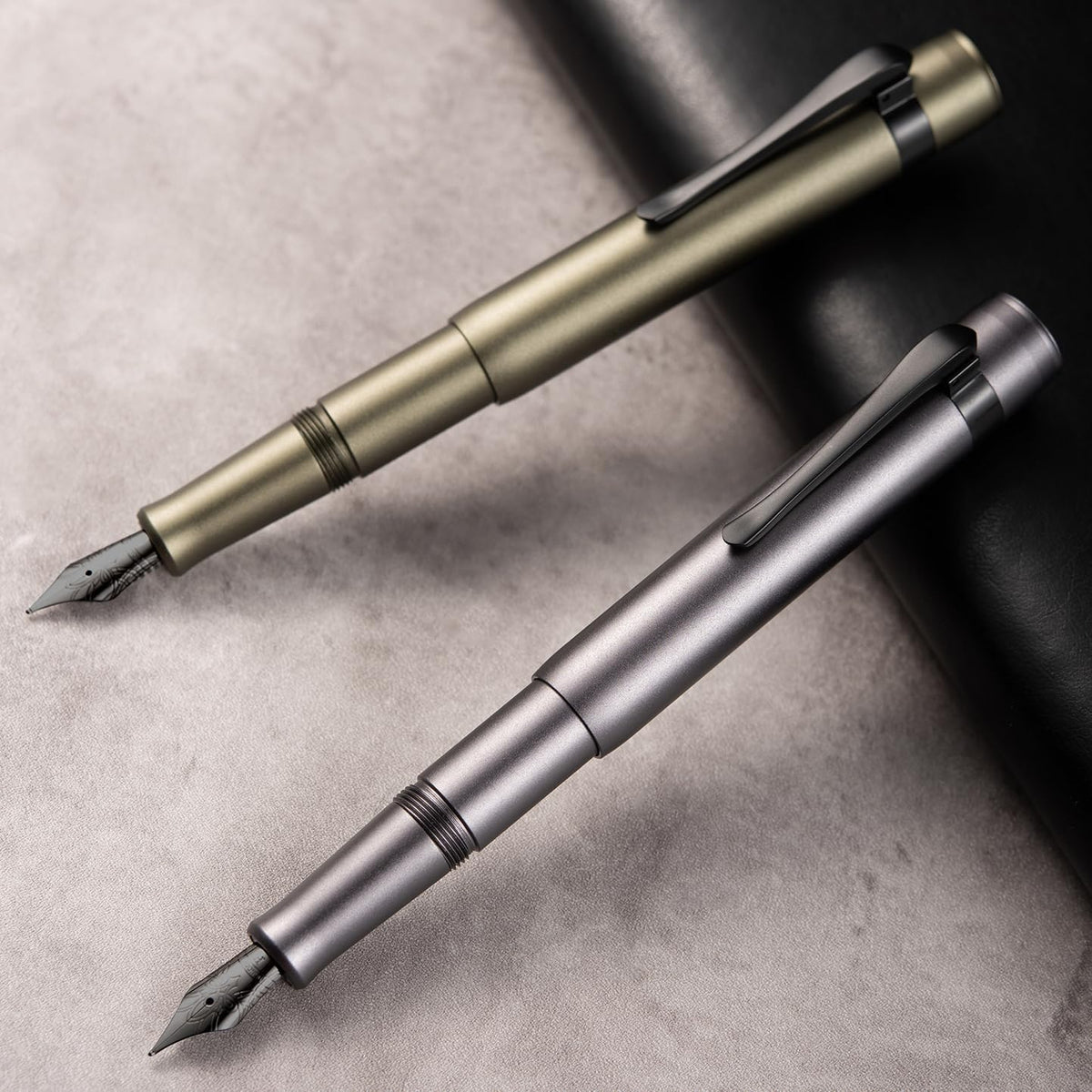 Hongdian M2 Black Forest Mini Fountain Pen, Medium Soft Nib & Sleek Shape Aluminium Short Pocket