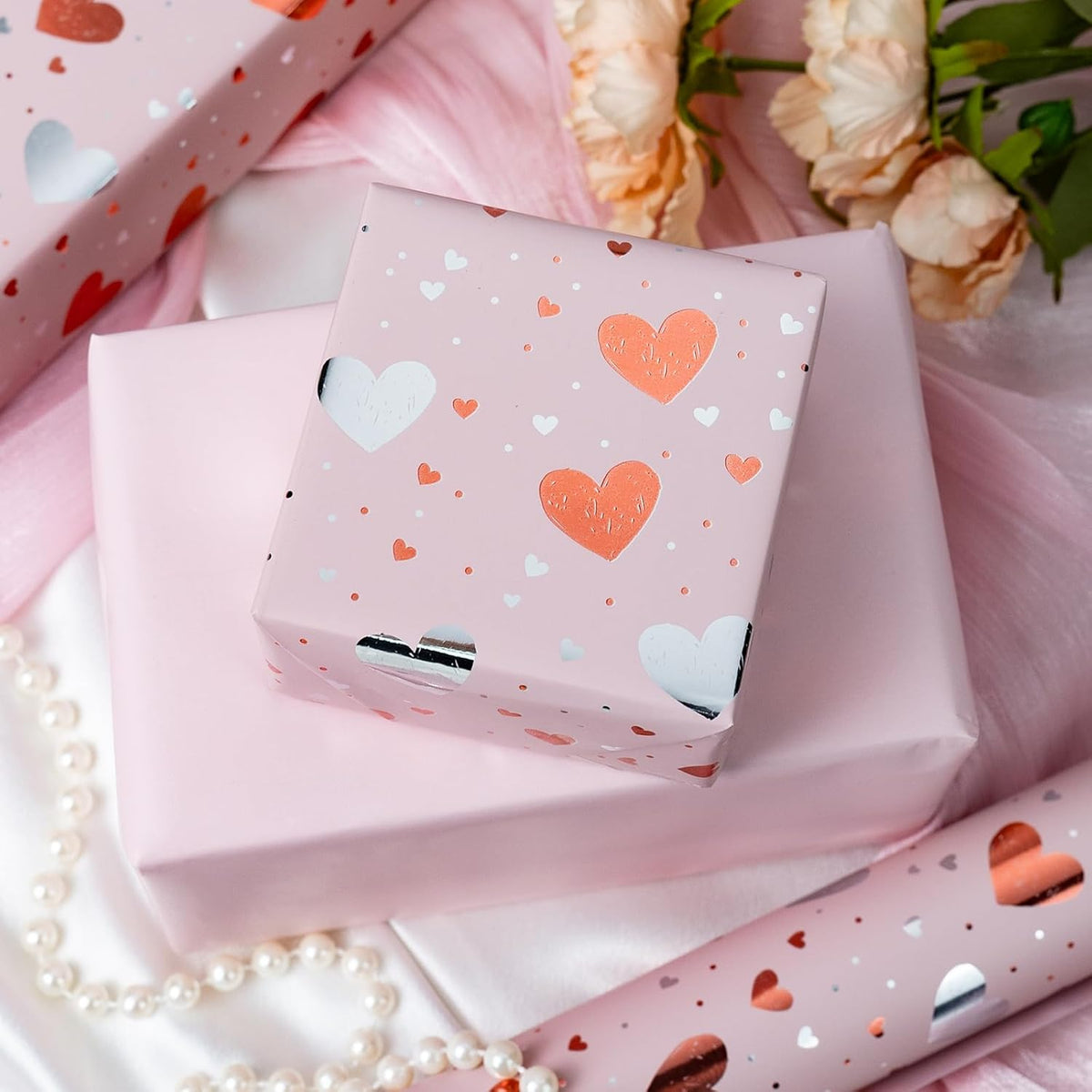 Burymento Gold Foil Heart Wrapping Paper, Reversible Pink Gift Wrap for Birthday, Valentines