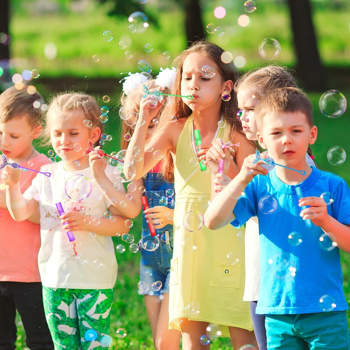 AFZMON 24Pcs Glitter Mermaid Bubble Wands for Kids, Mermaid Tail Party Favors Mini Bubbles Birthday